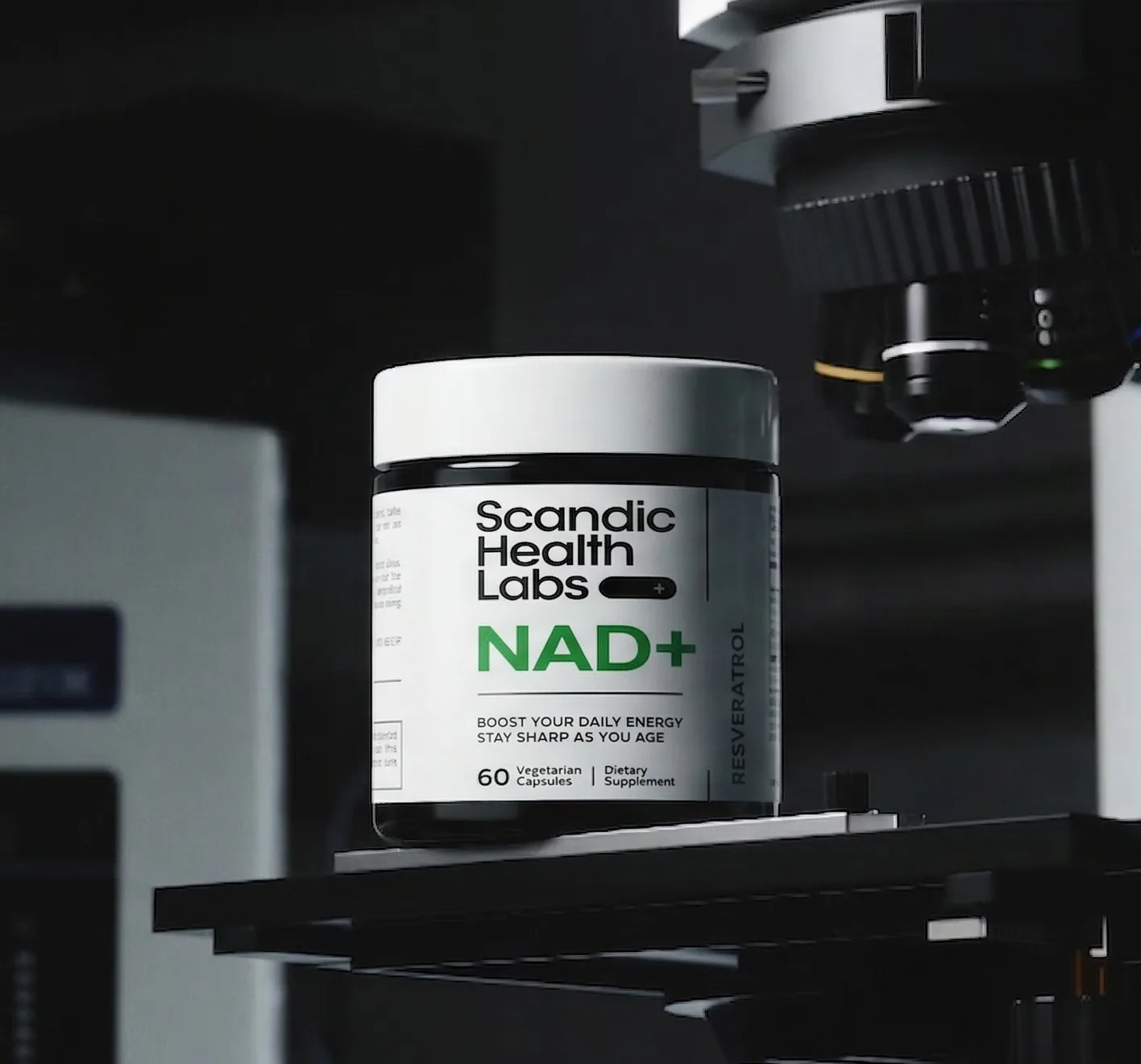 Scandic Health Labs NAD+ kosttillskott på en ren skandinavisk yta med mjukt naturligt ljus